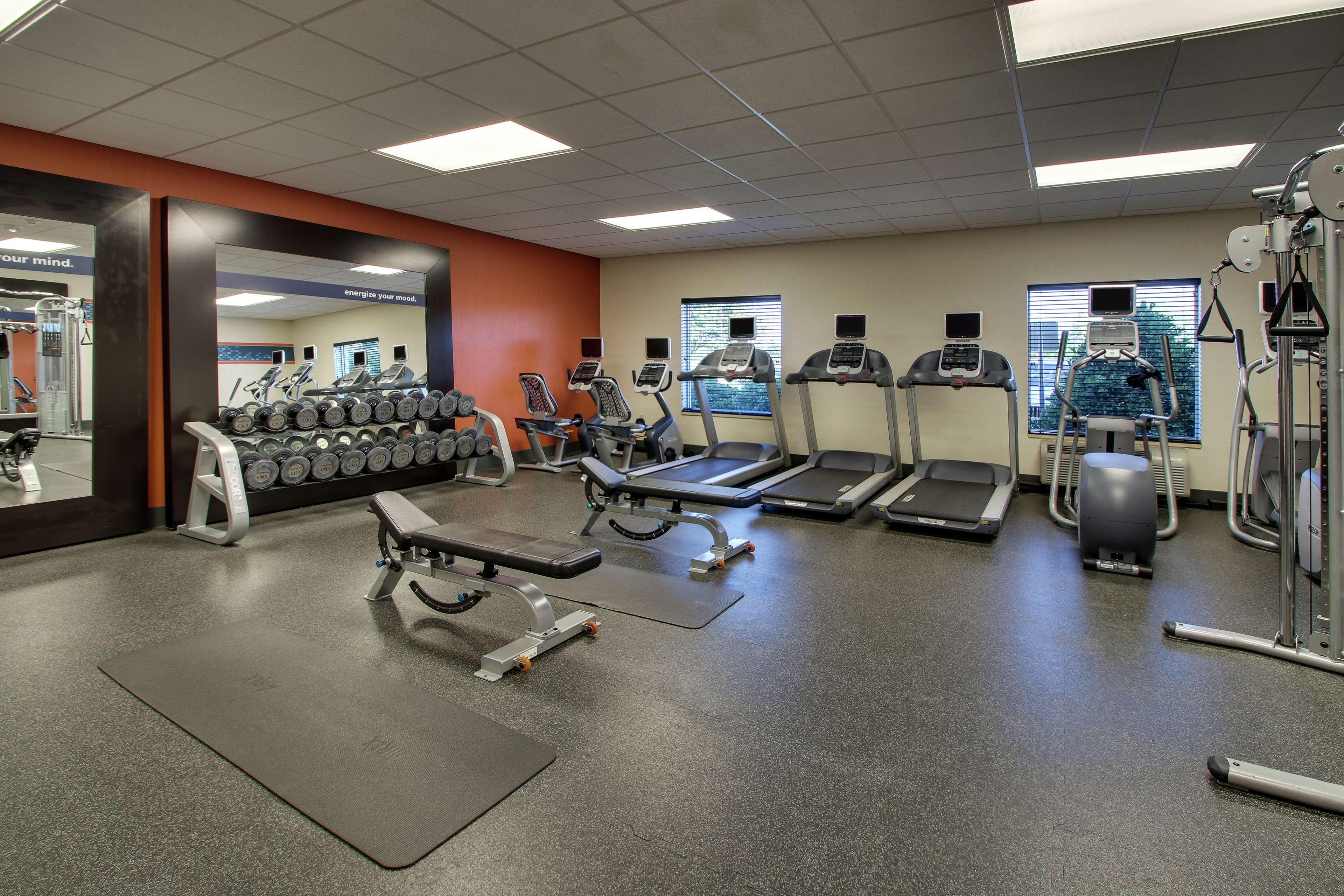 Hampton Inn Vernon Экстерьер фото