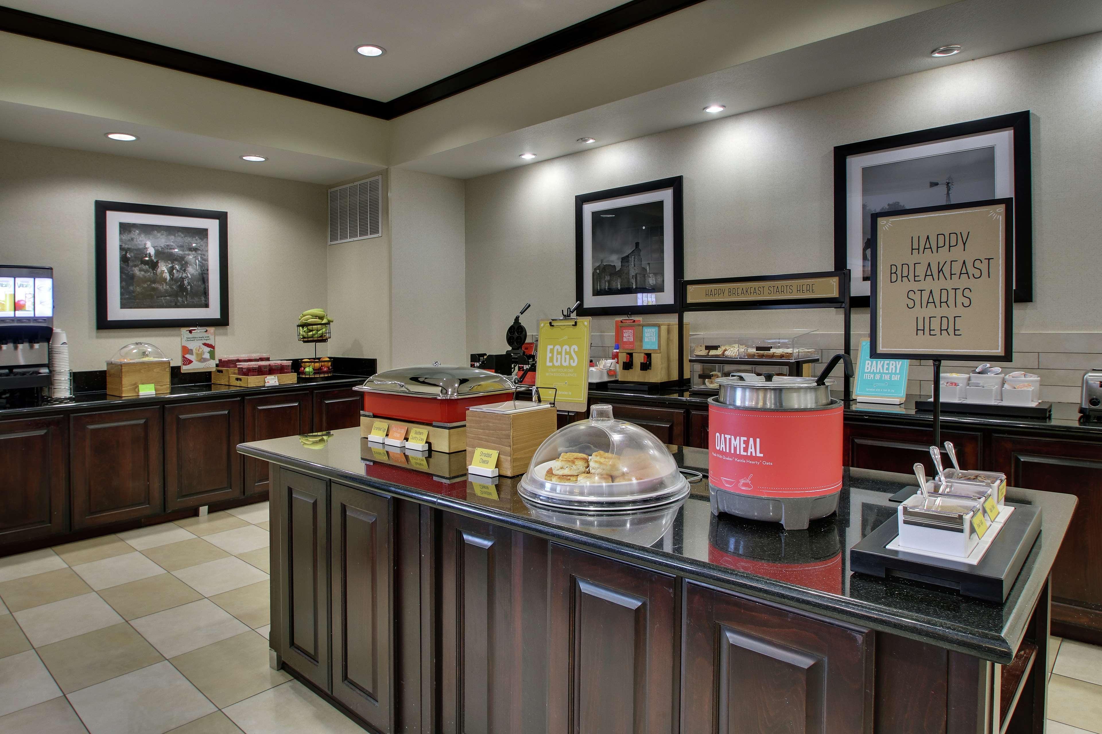 Hampton Inn Vernon Экстерьер фото